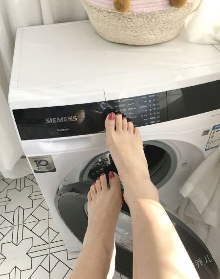 魔法少女与恶曾是敌人. 动漫